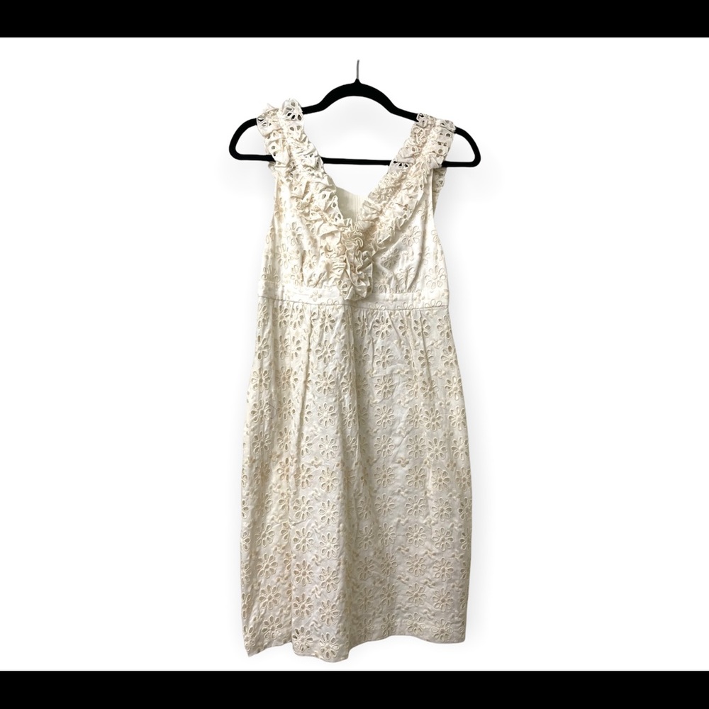 Beautiful floral eyelet dress great for parties!